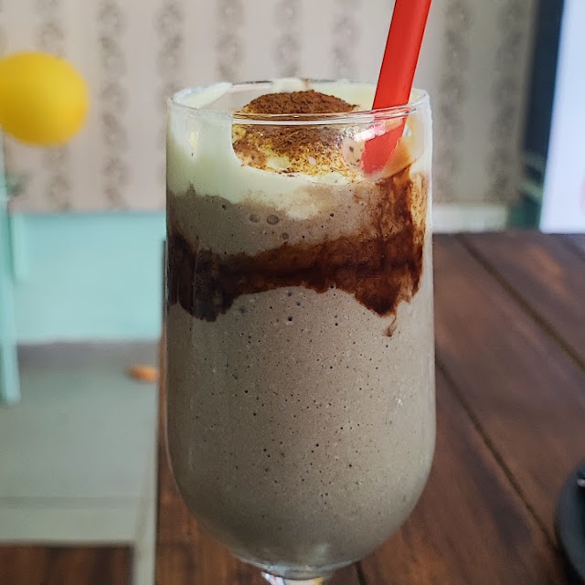 Dalgona Latte