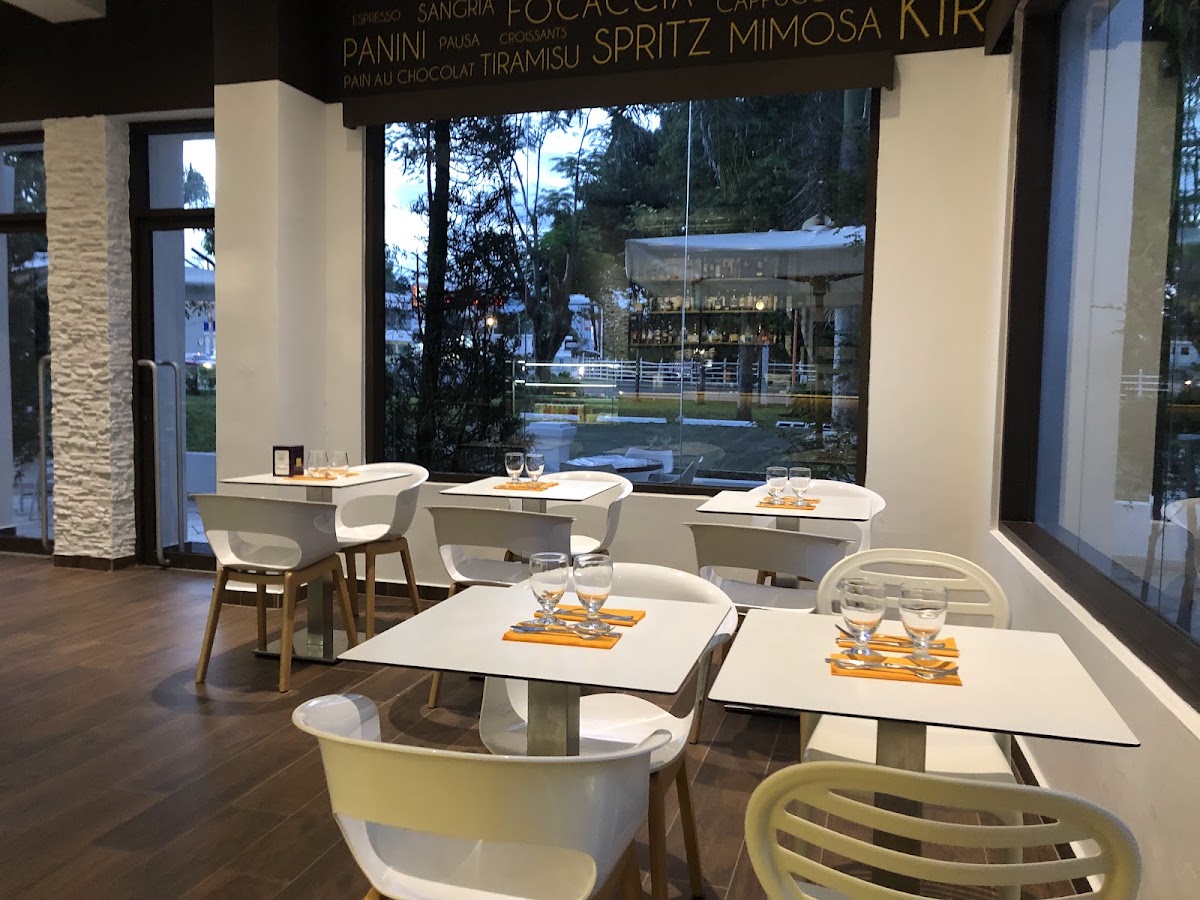 Caffe Monte Carlo