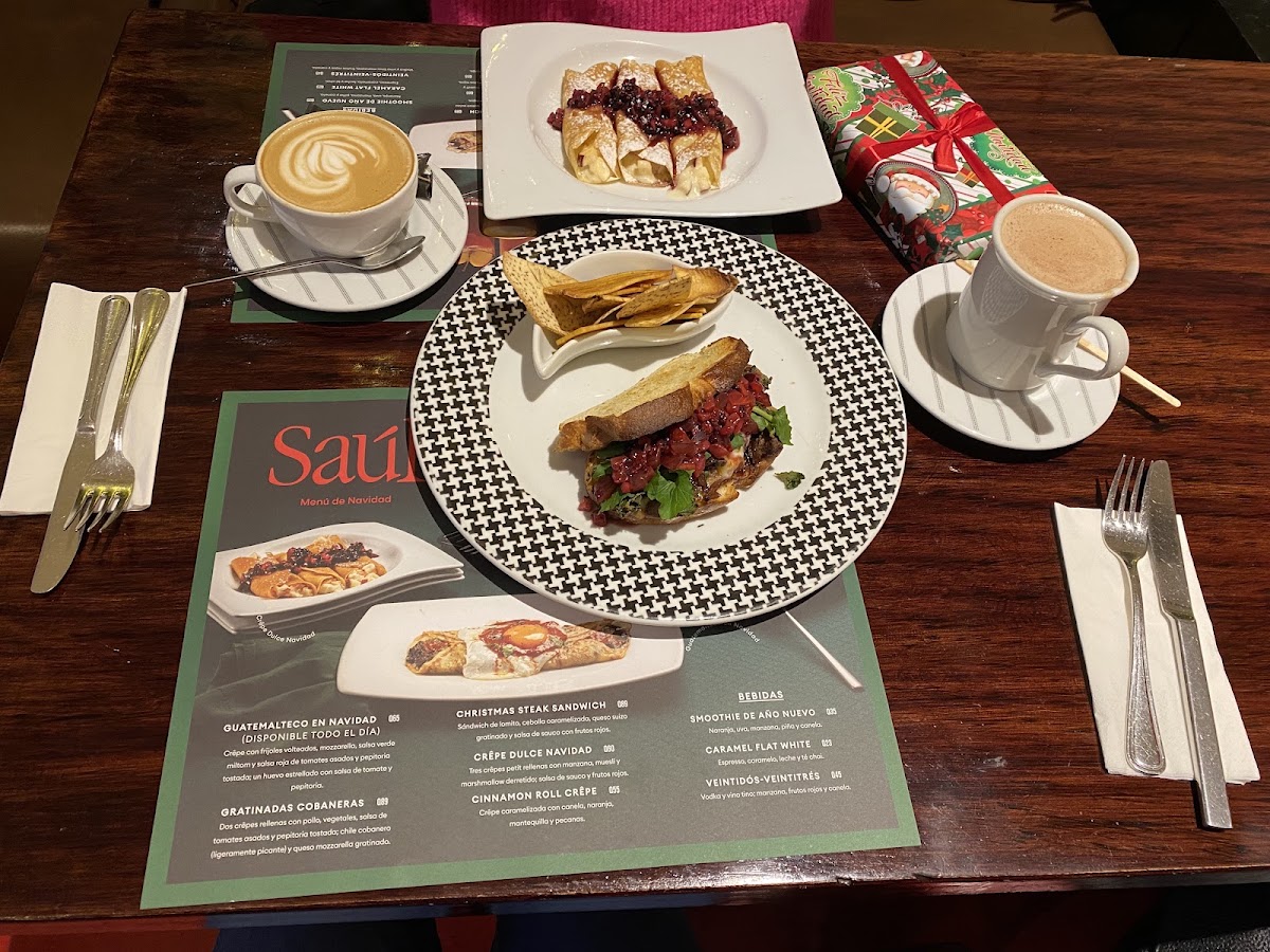 Saúl Cafe Oakland menu board
