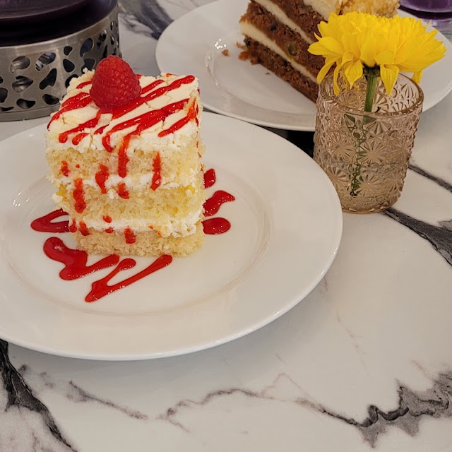 Lemon Raspberry Cake