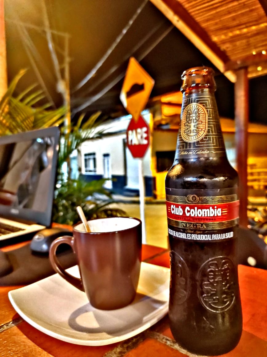 Artesano Cafe - Bar