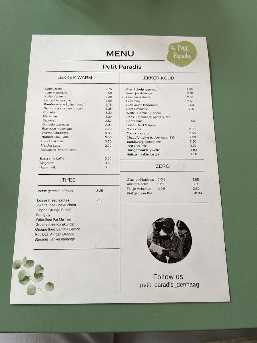 Petit Paradis menu board