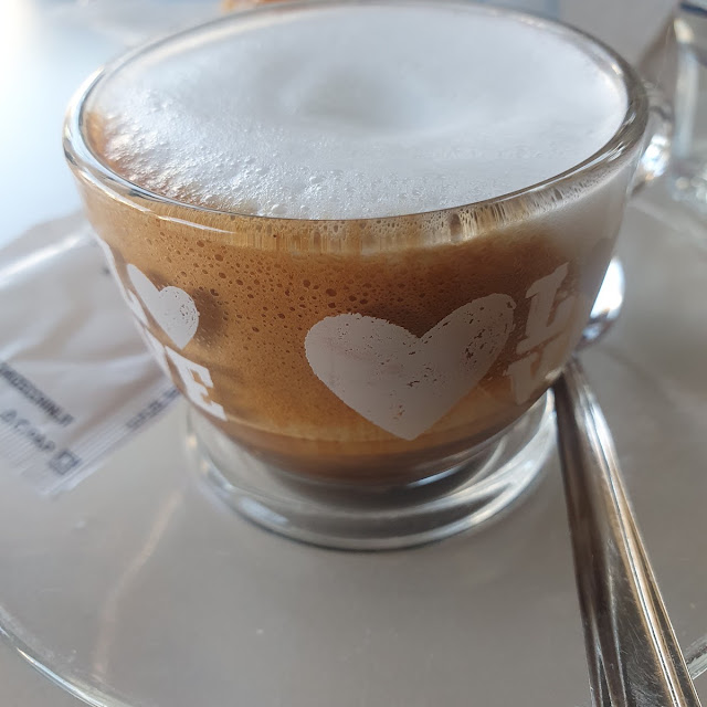 Caffe Macchiato