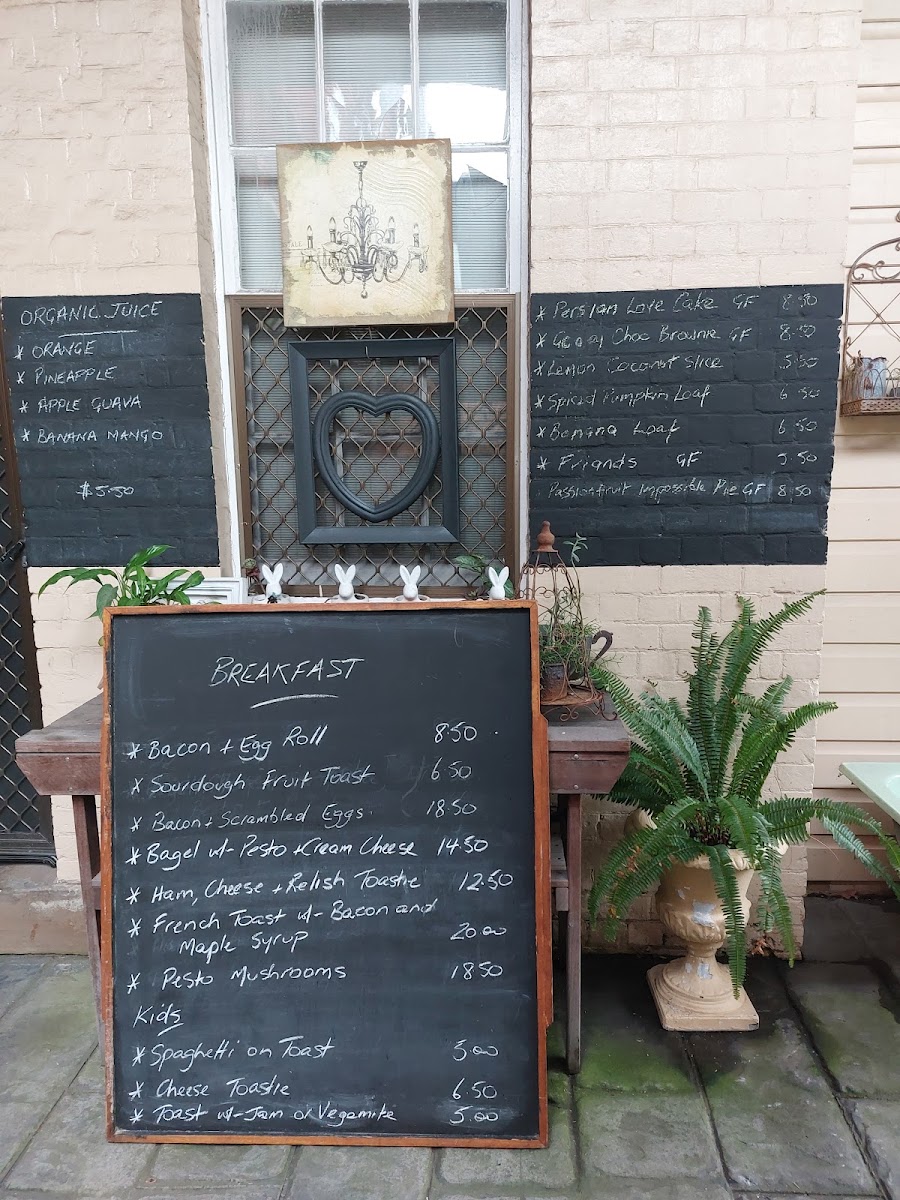 Vintage On Melbourne menu board