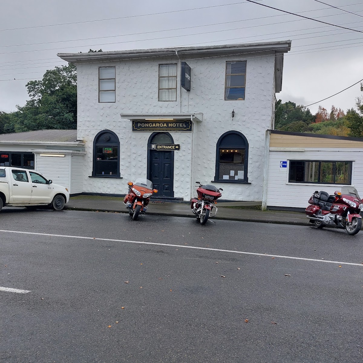 Pongaroa Hotel