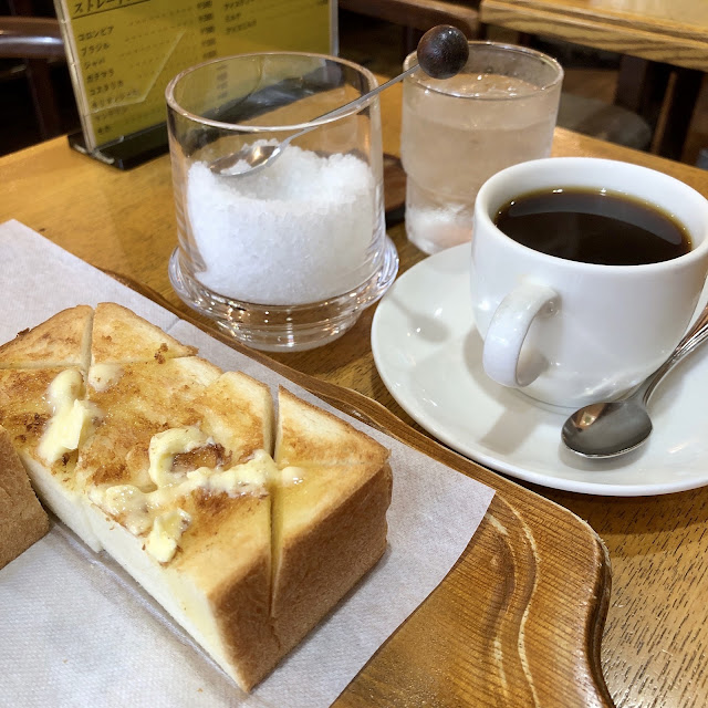 バタートーストと本日のコーヒー