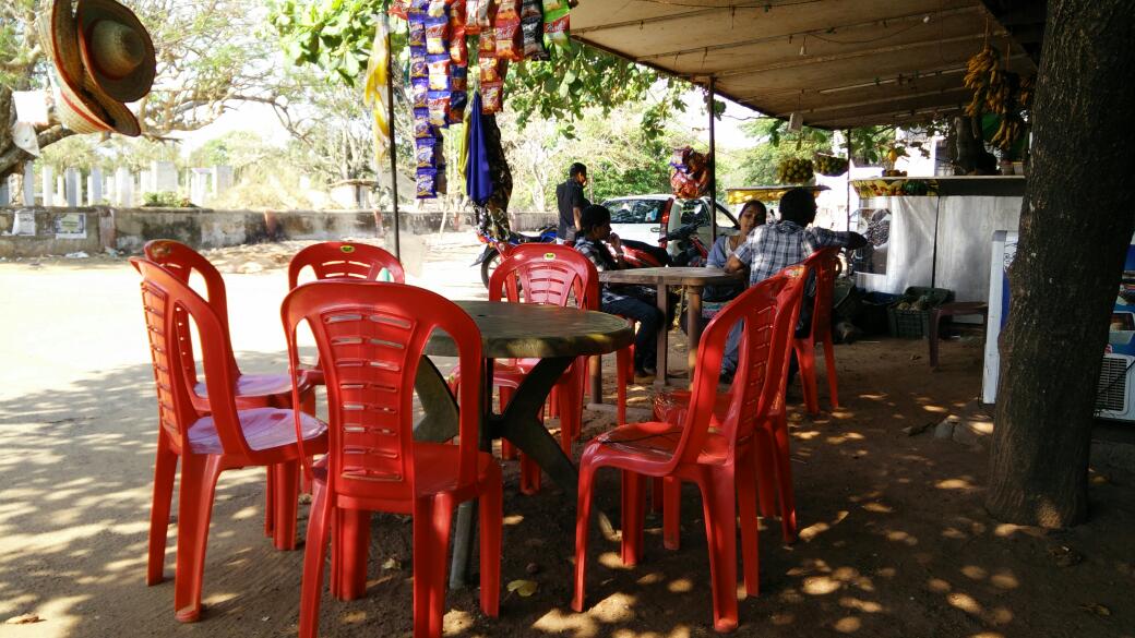 Salims Beach Cafe