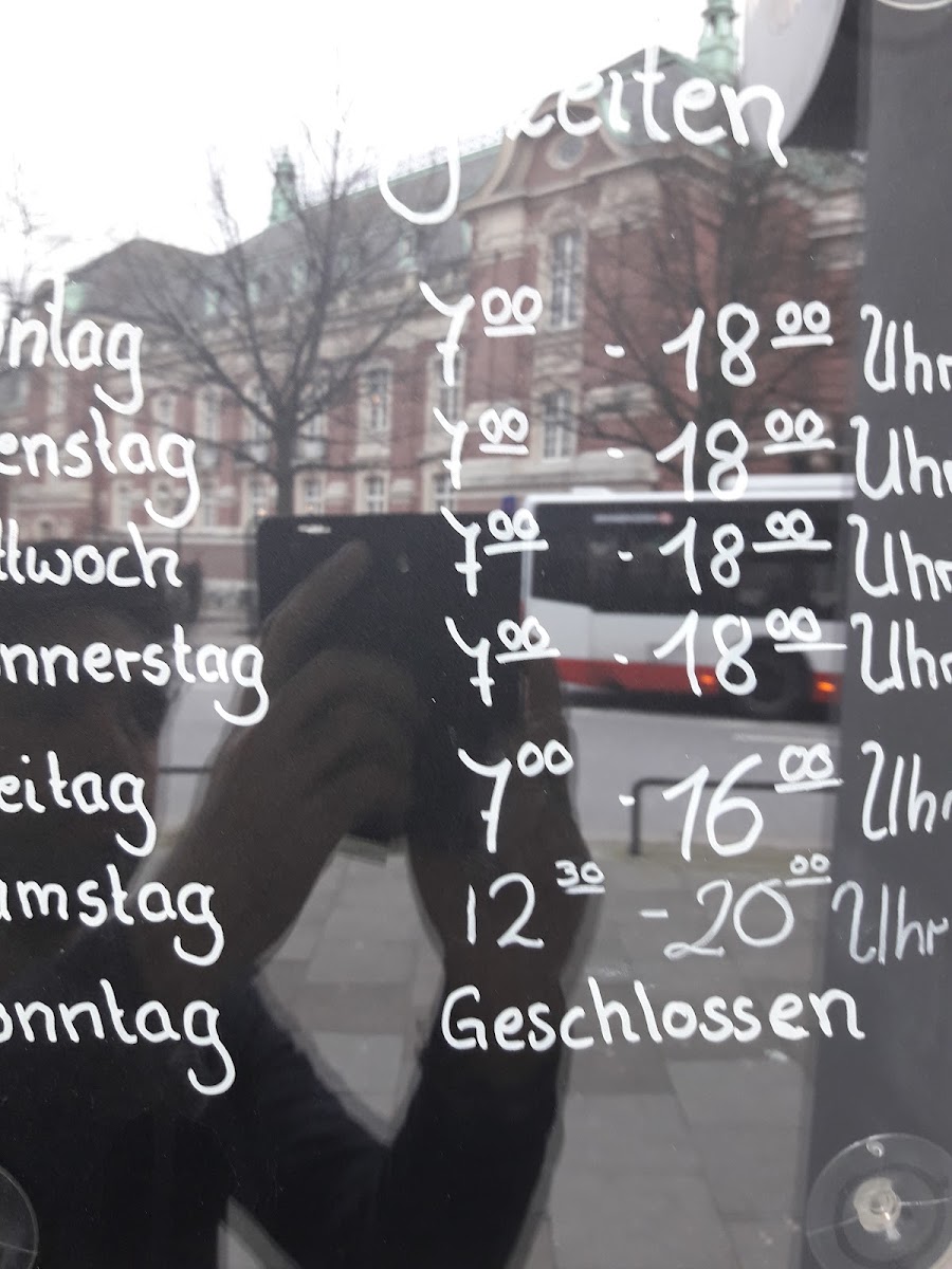 Double Coffee Gaensemarkt UG (limited) menu board