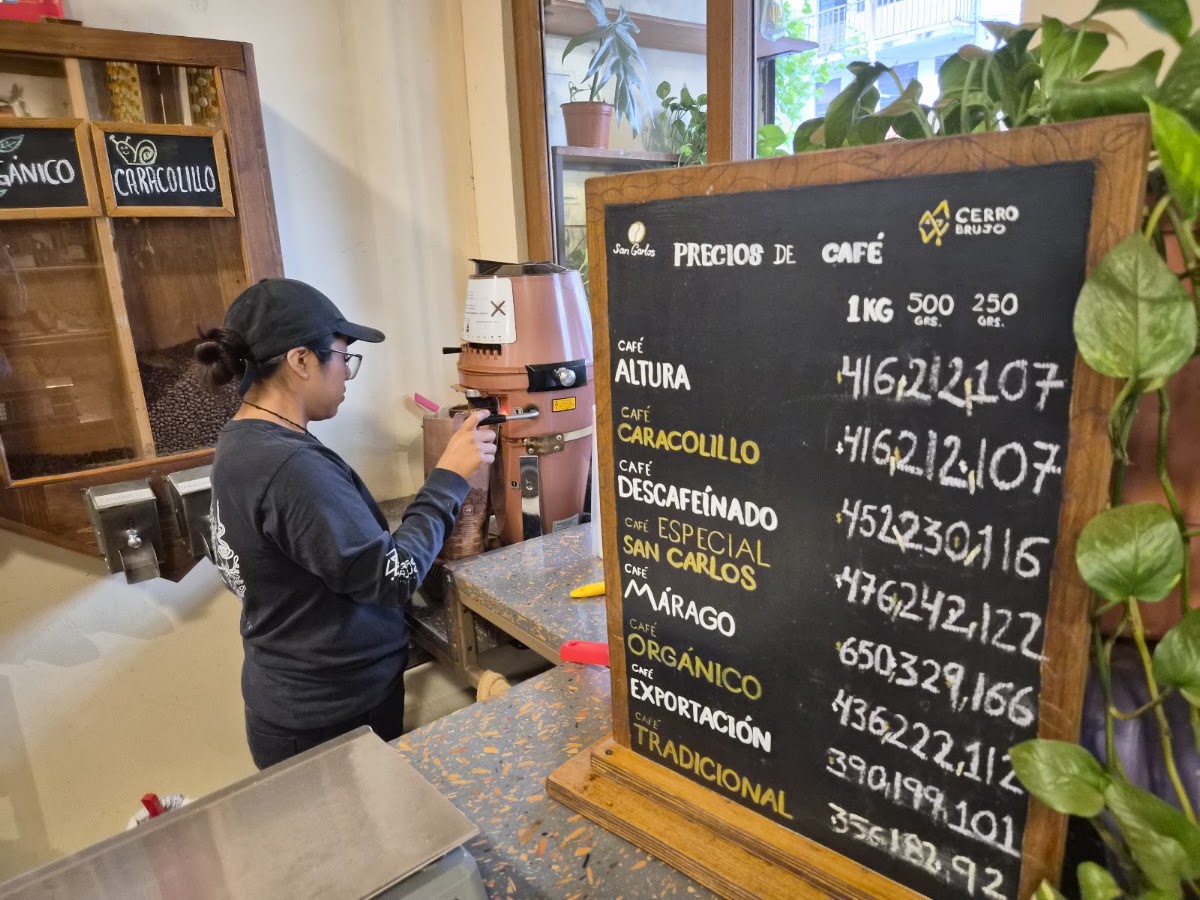 Cerro Brujo Mx Café Galería menu board