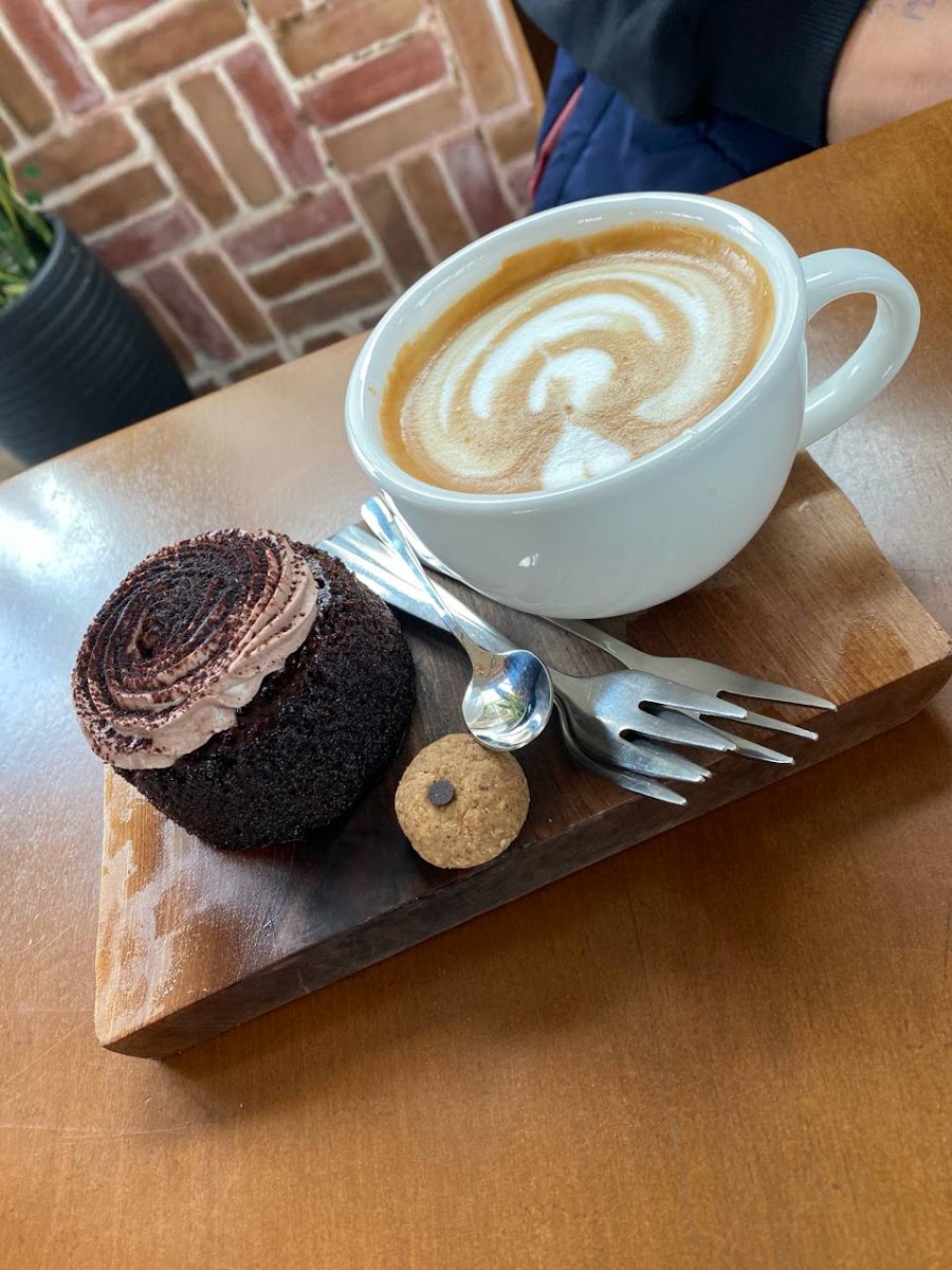 Koohestan Cafe