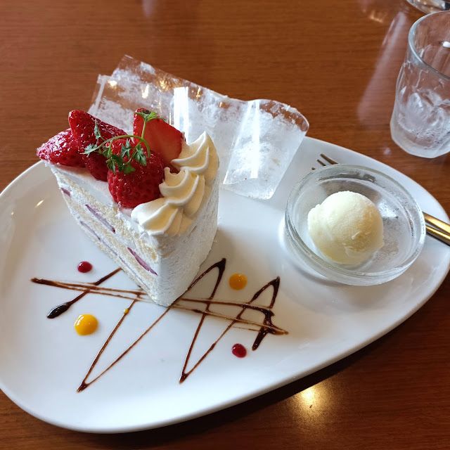 苺 のショートケーキ