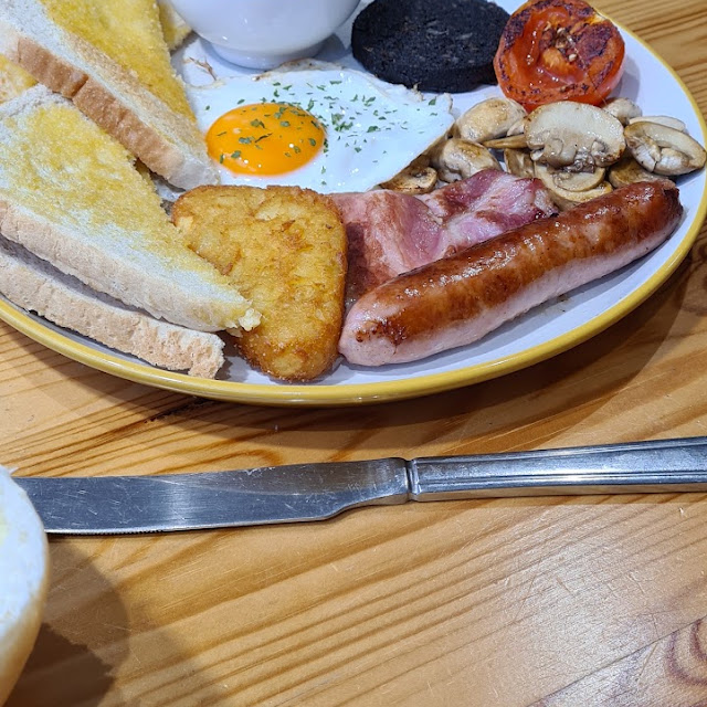 English Breakfast