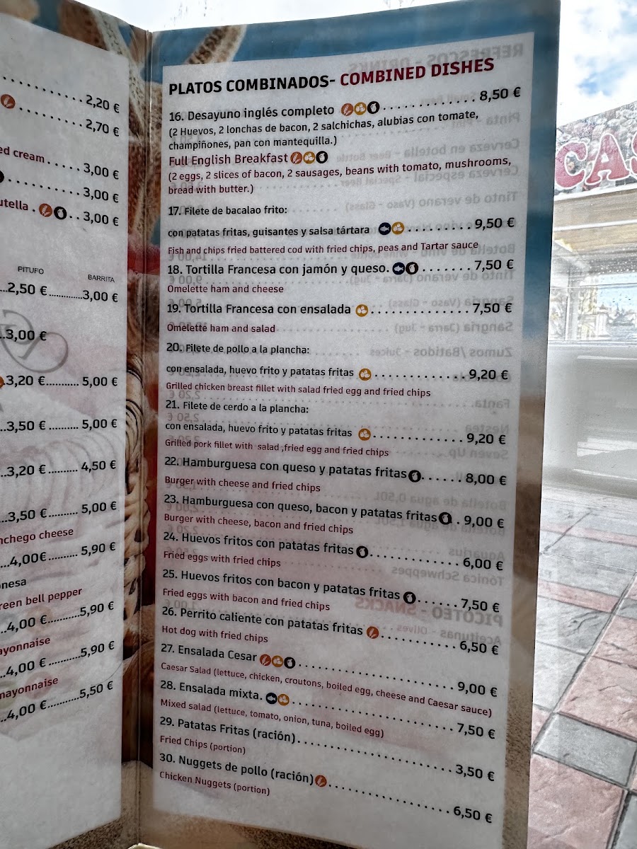 Cafeteria bar La Pinta menu board