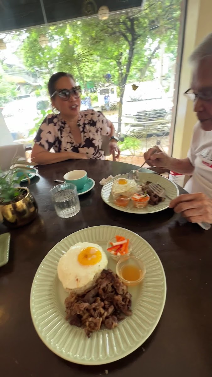 Café Noelle - Greenfields Square, San Fernando