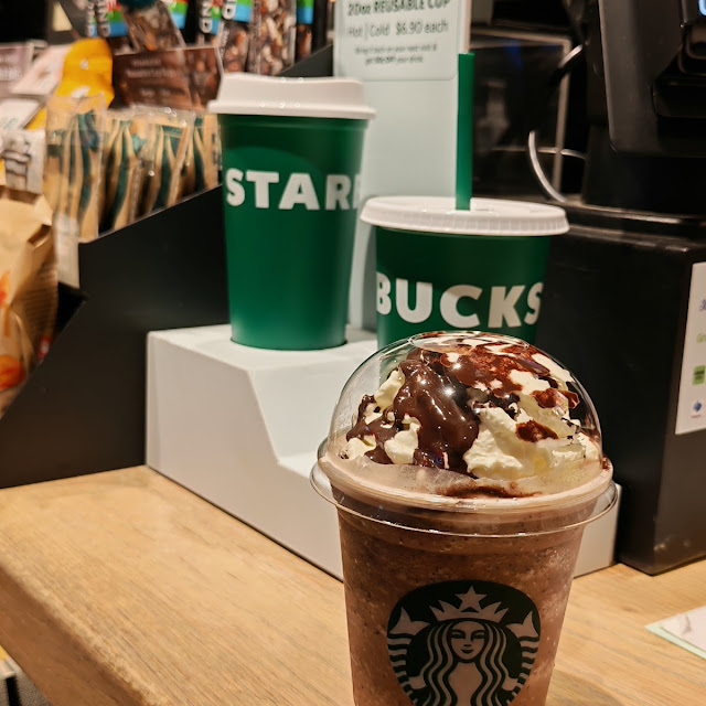 Starbucks Coffee Tiramisu Cake Tall Drink Set