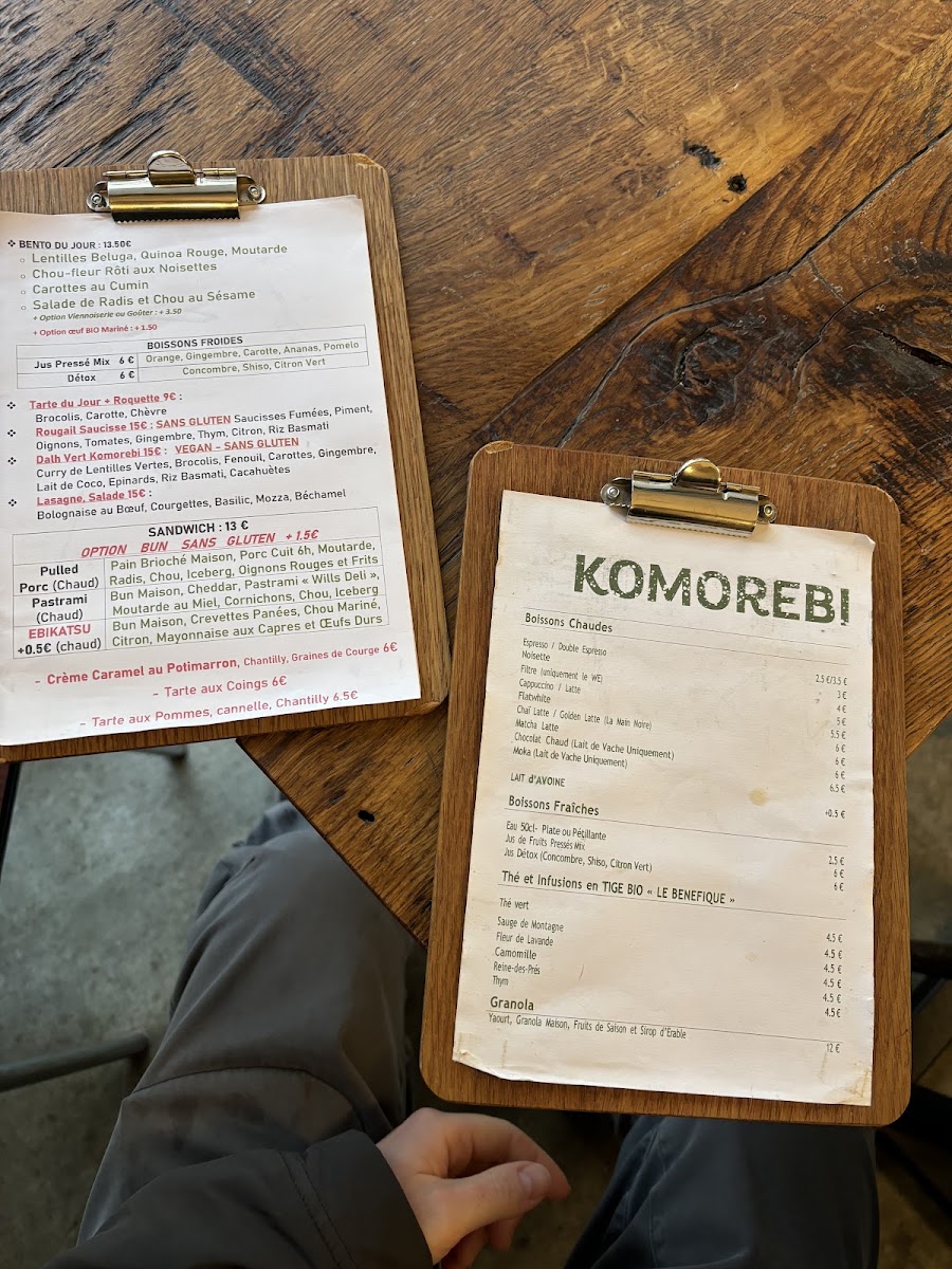 Komorebi Café/Pâtisserie menu board