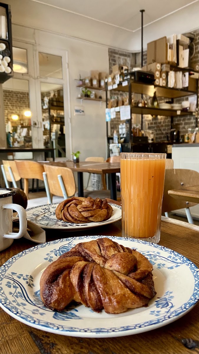 Komorebi Café/Pâtisserie