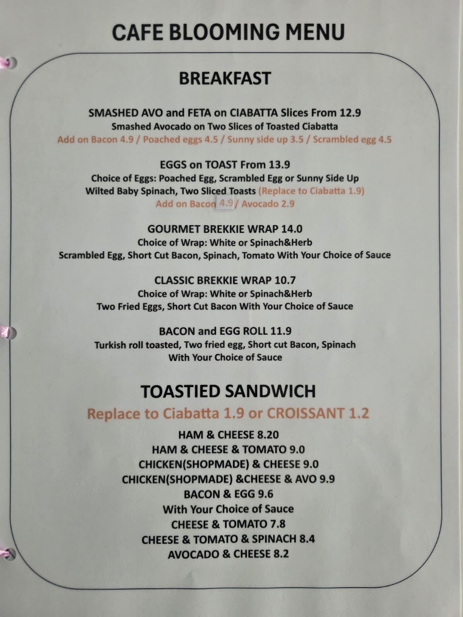 CAFE BLOOMING menu board