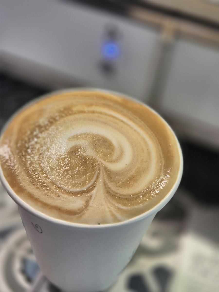 CAFE BLOOMING