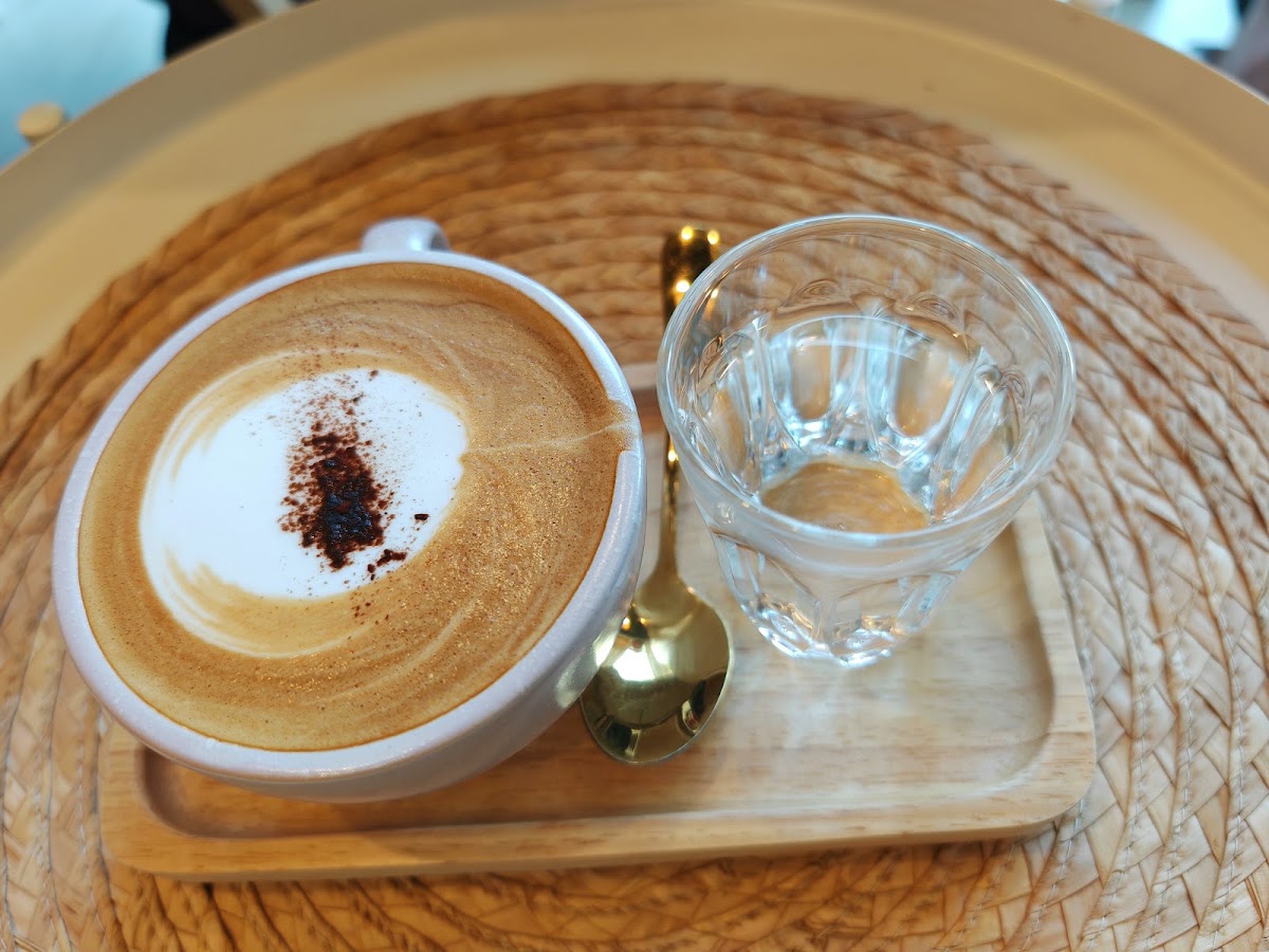 ADORE Cafe