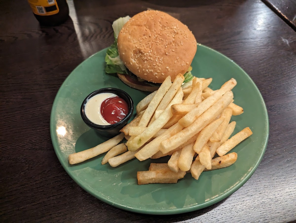 Pickles Perch
