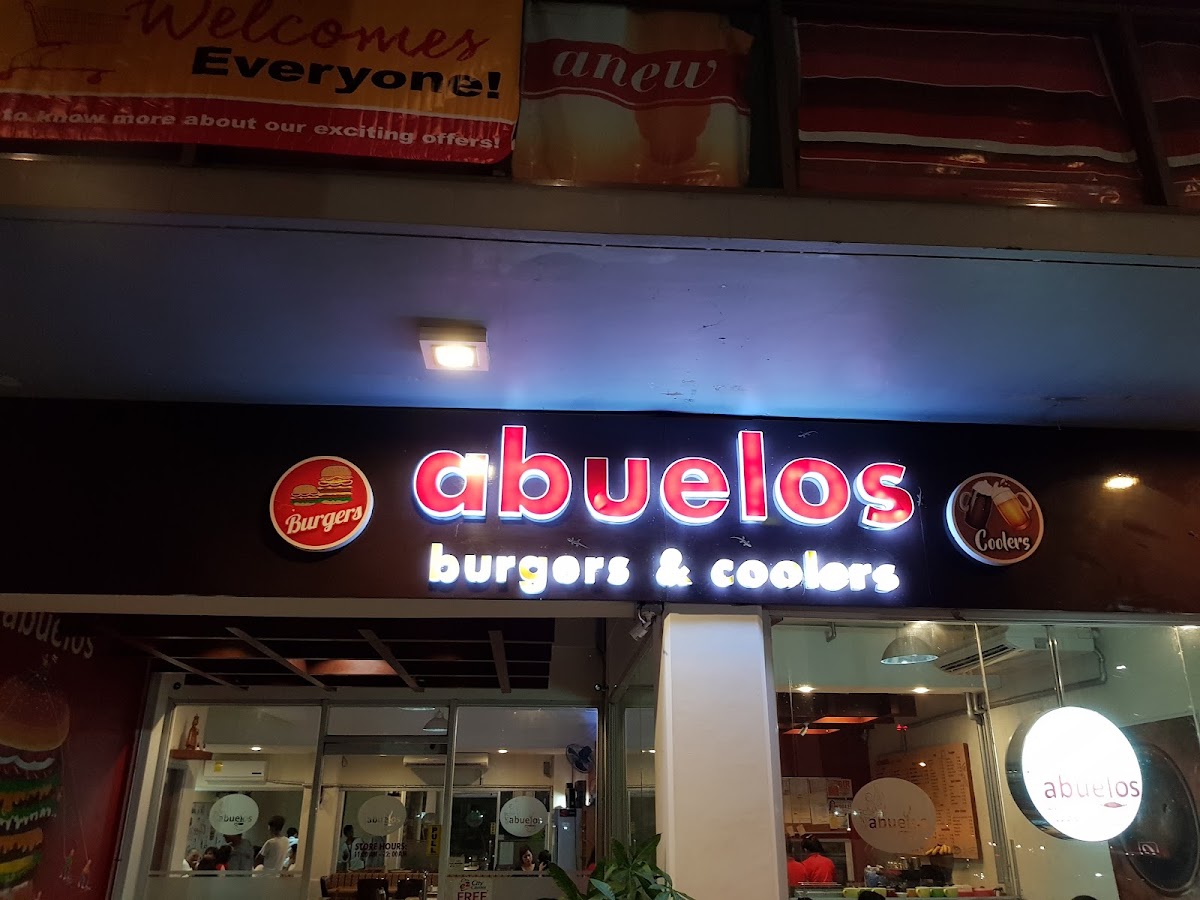 Abuelo's Cafe