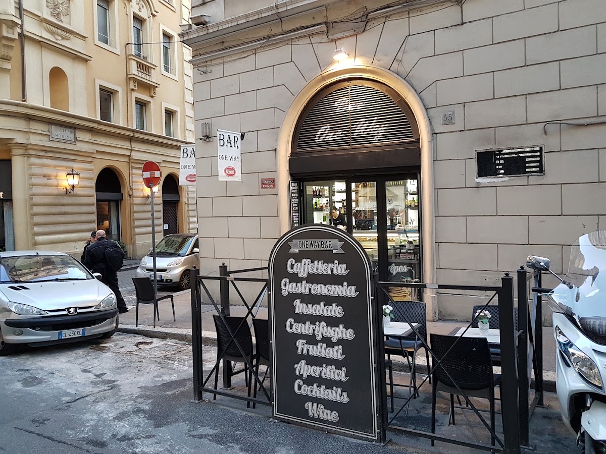 One Way Bar