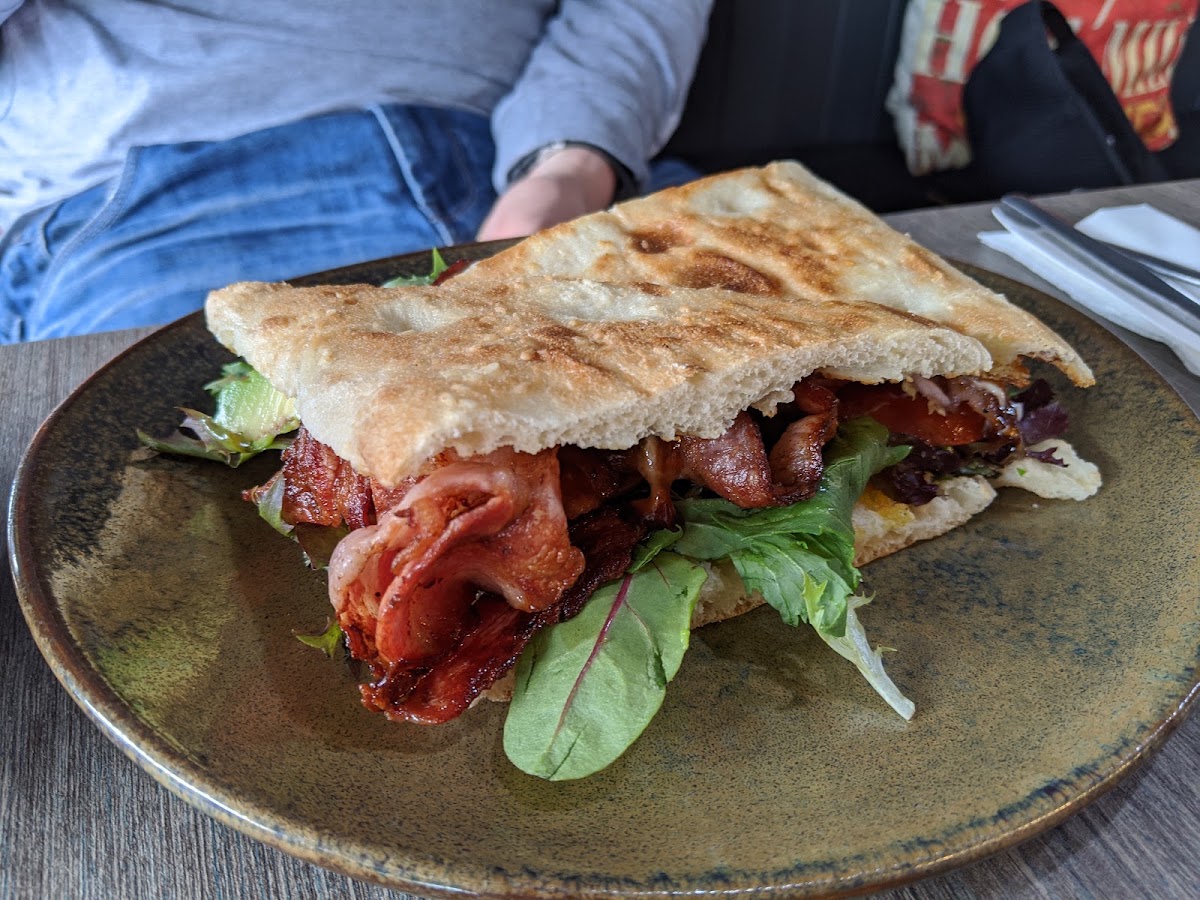 Cafe Expresso Eat in & Takeaway