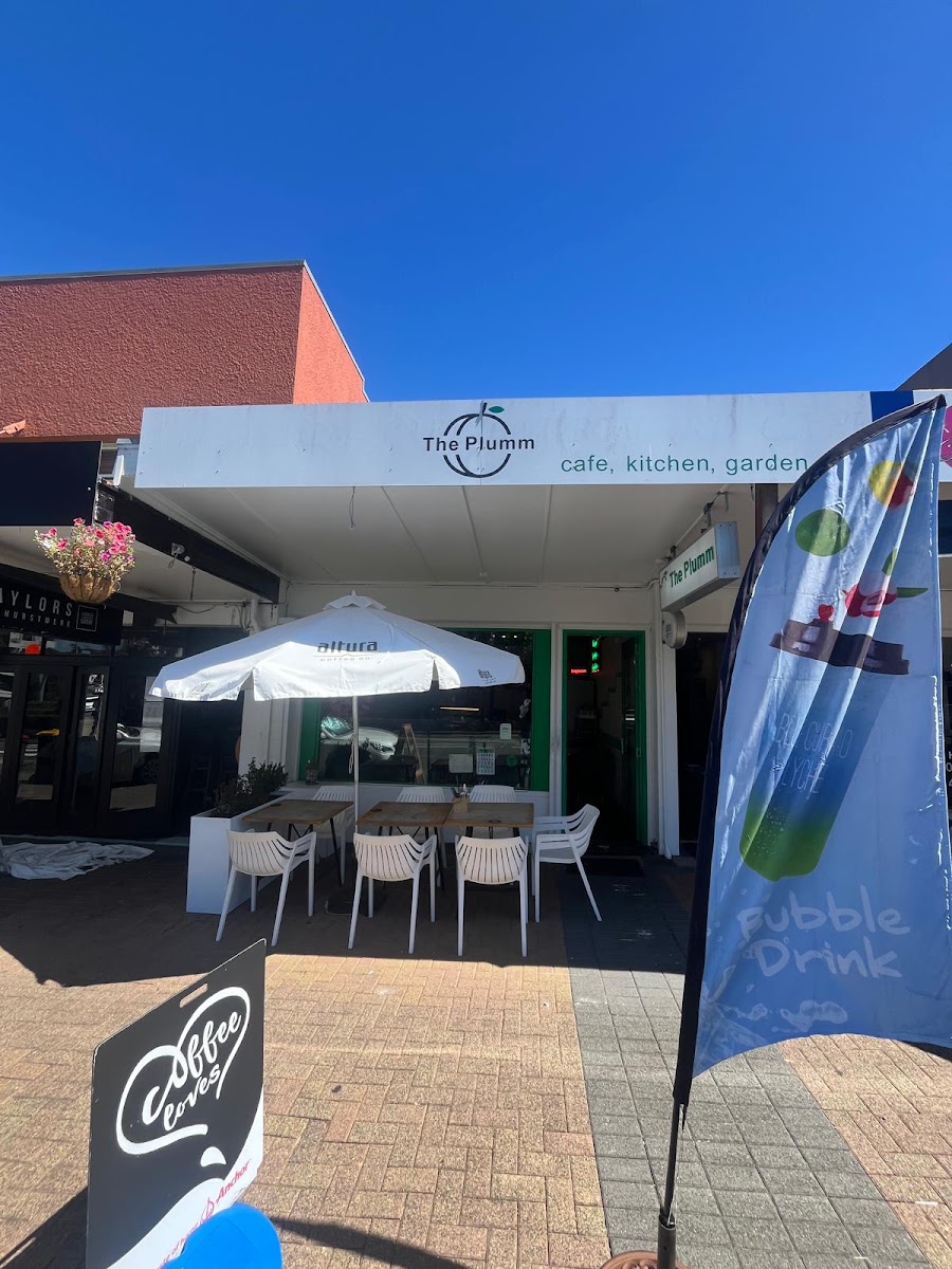 The Plumm Cafe