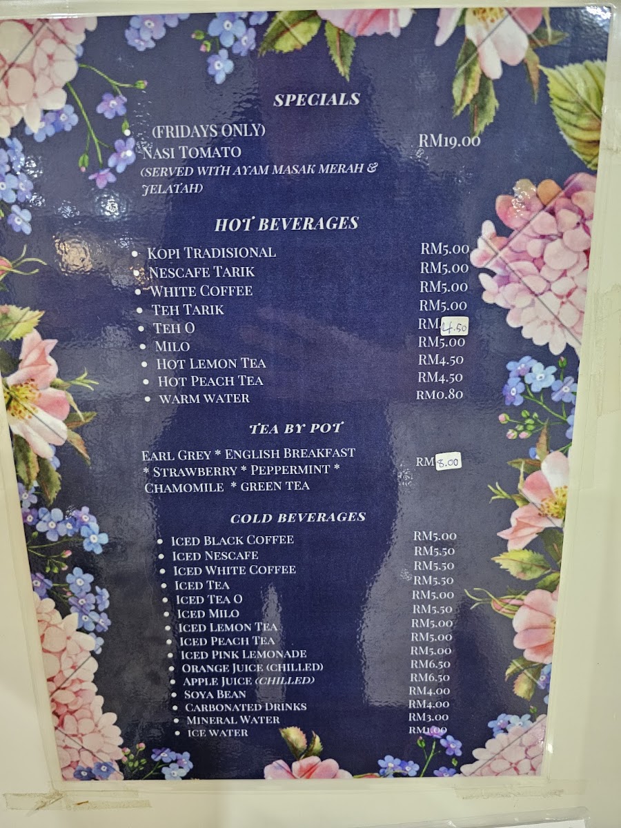The Teapot Deli menu board