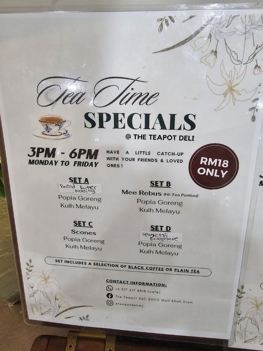 The Teapot Deli menu board