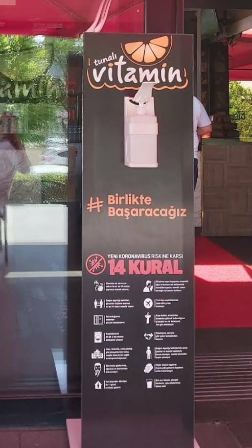 Vitamin Tunalı menu board