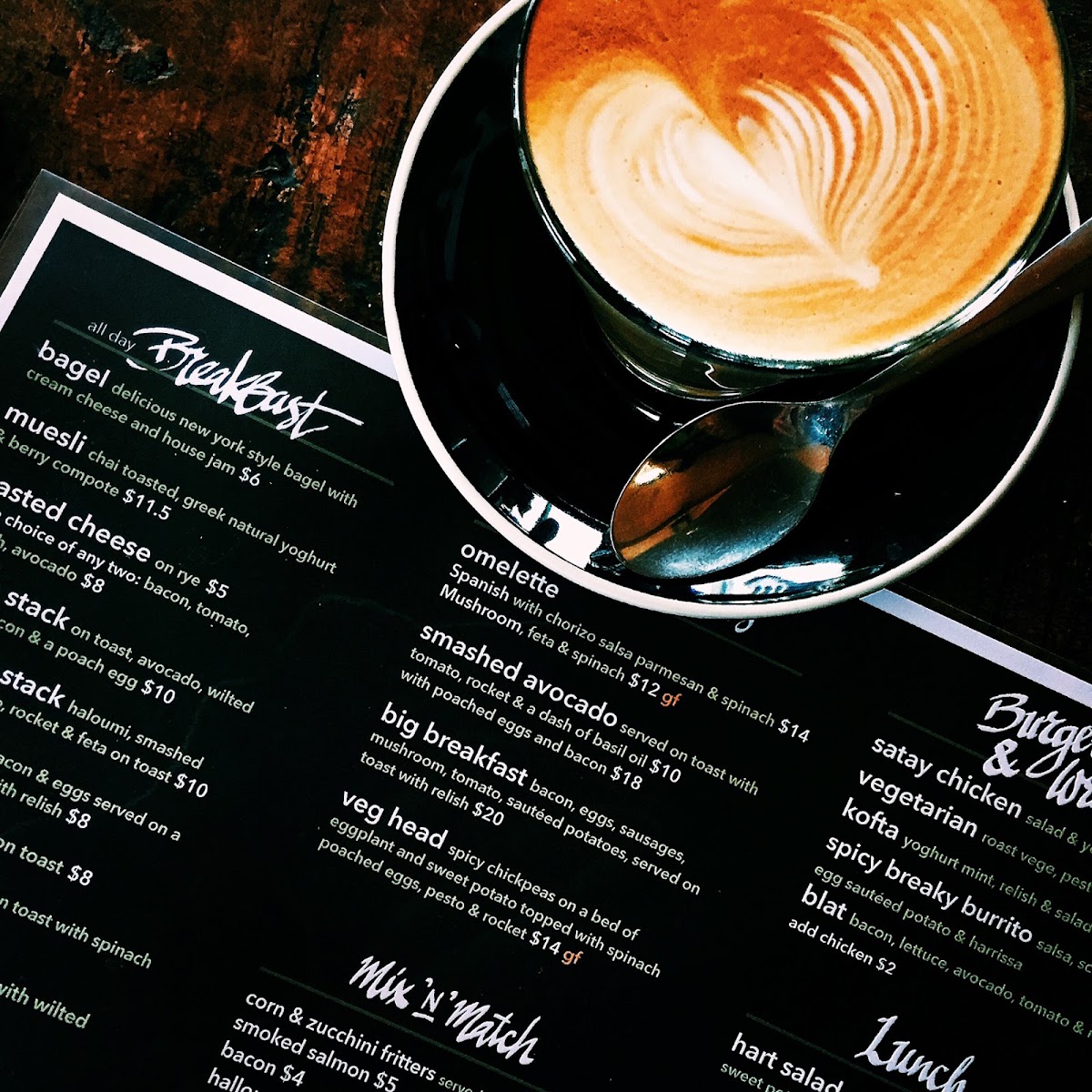 Kopi Lennox menu board