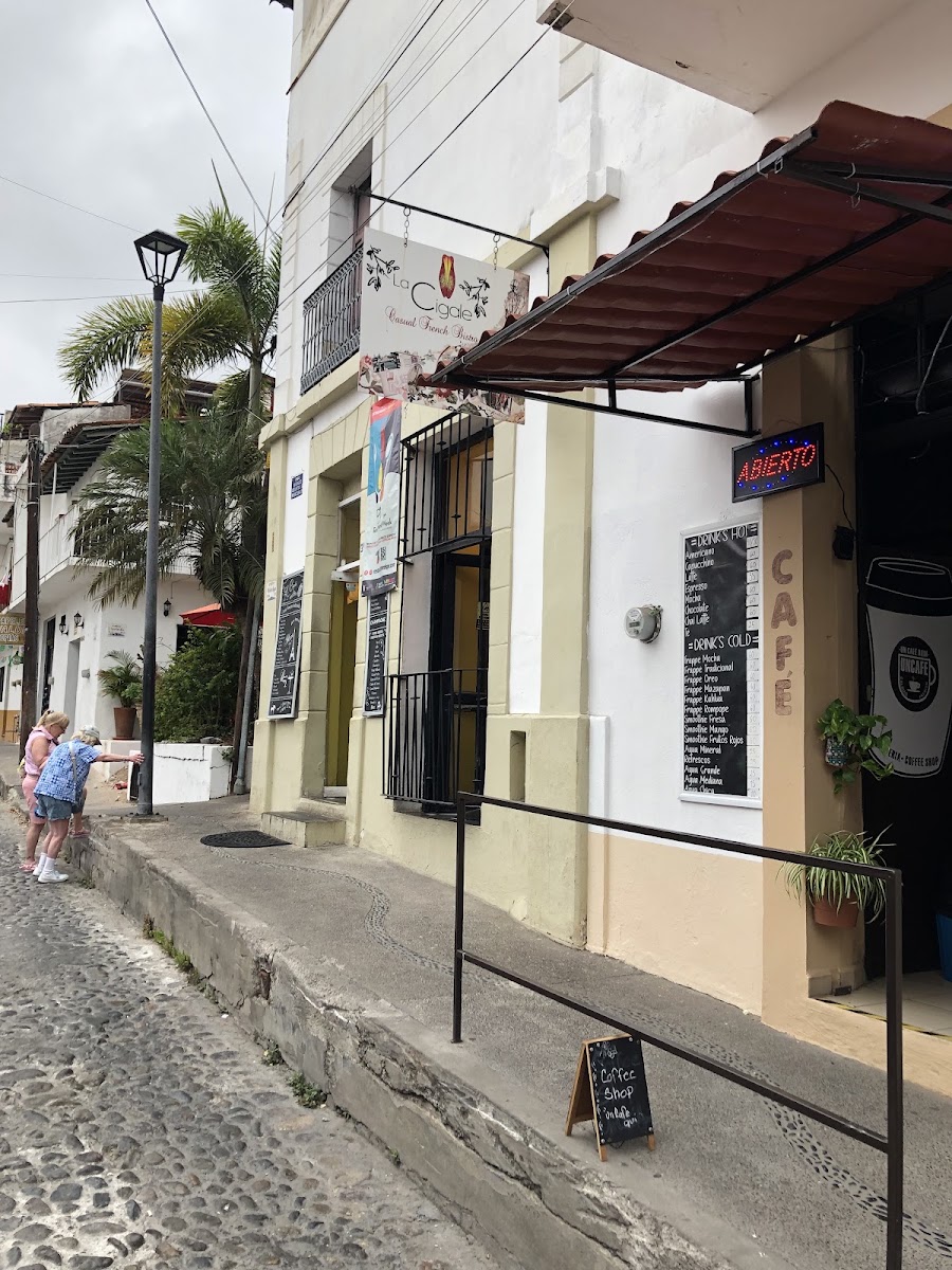 Un Café Aquí