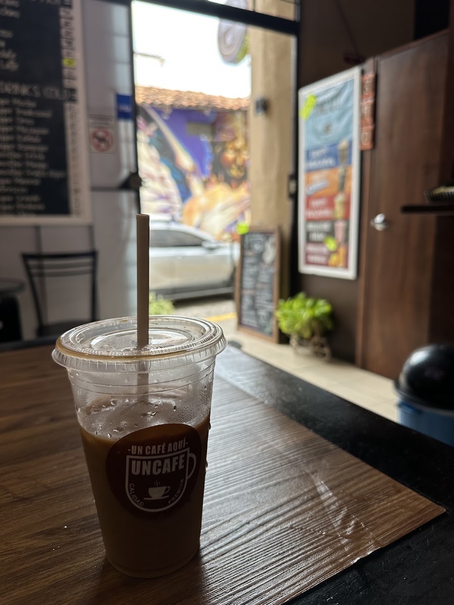 Un Café Aquí