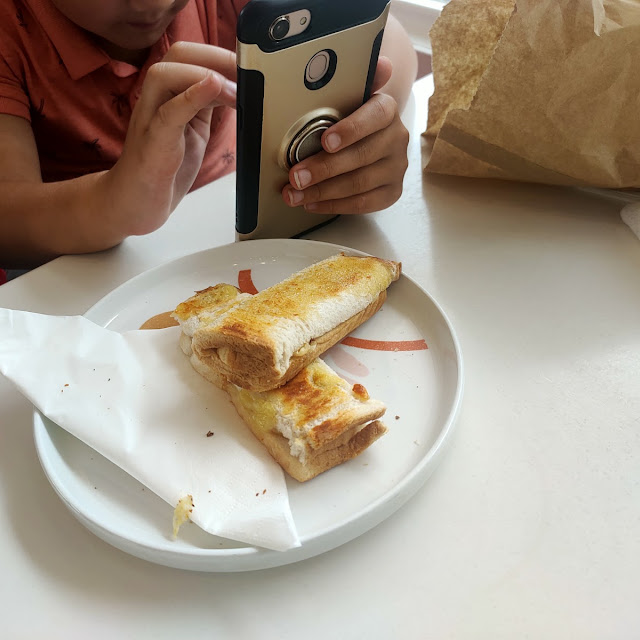 Cheese Roll