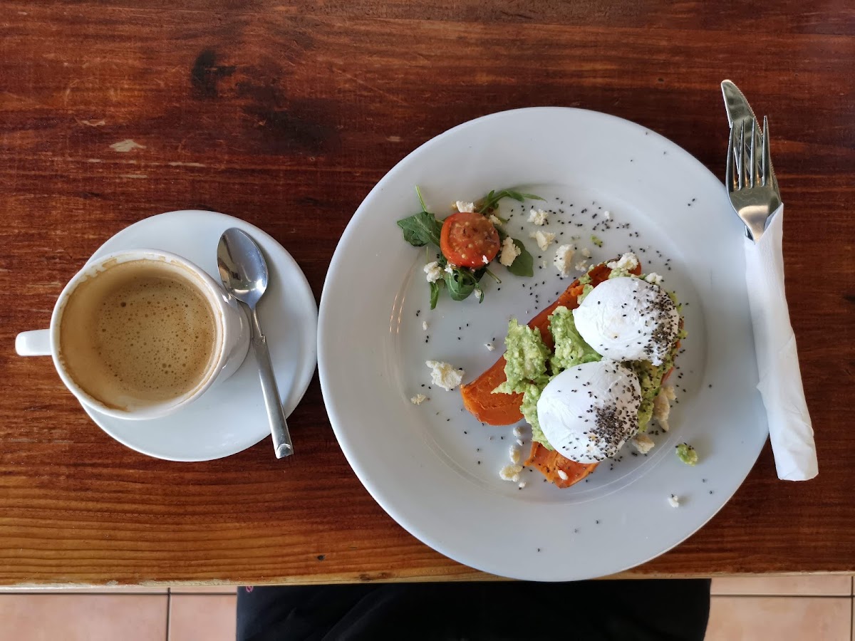 Cozzies Cuizine Cafe