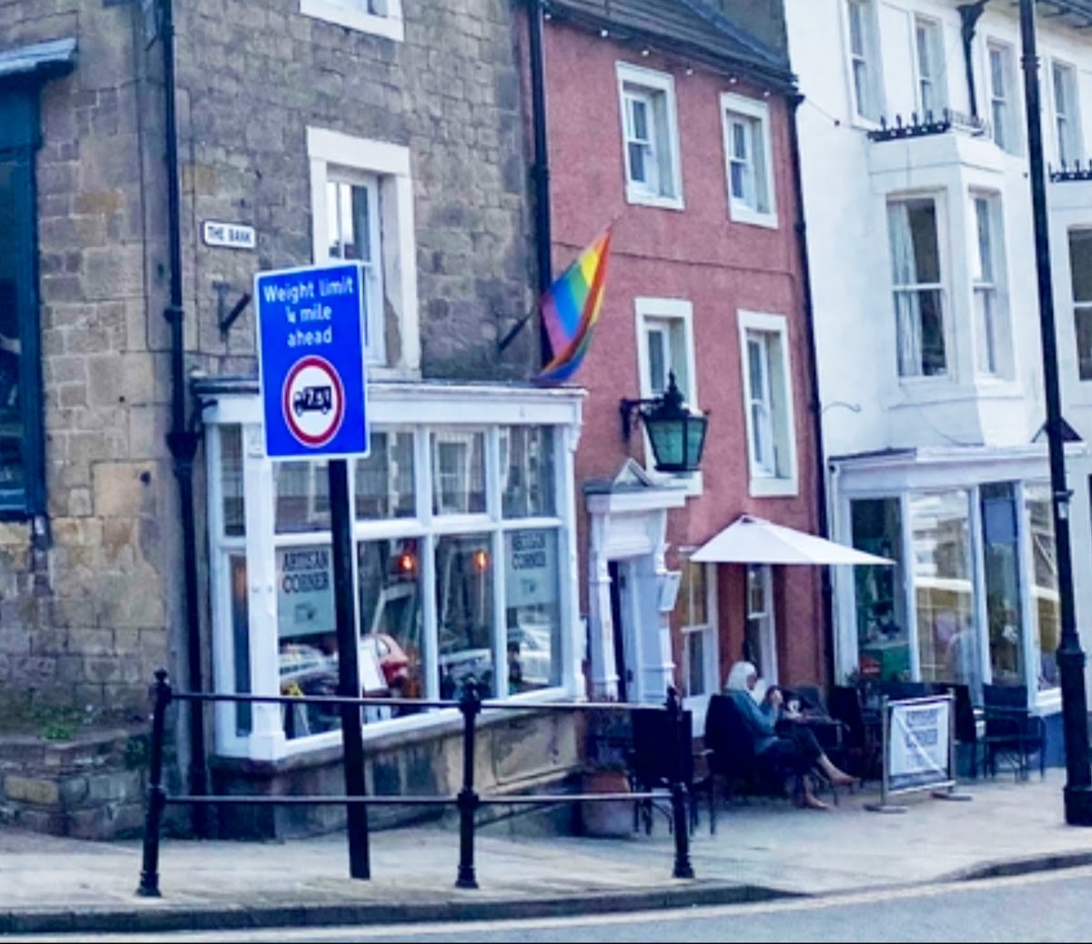 Artisan corner cafe & bistro