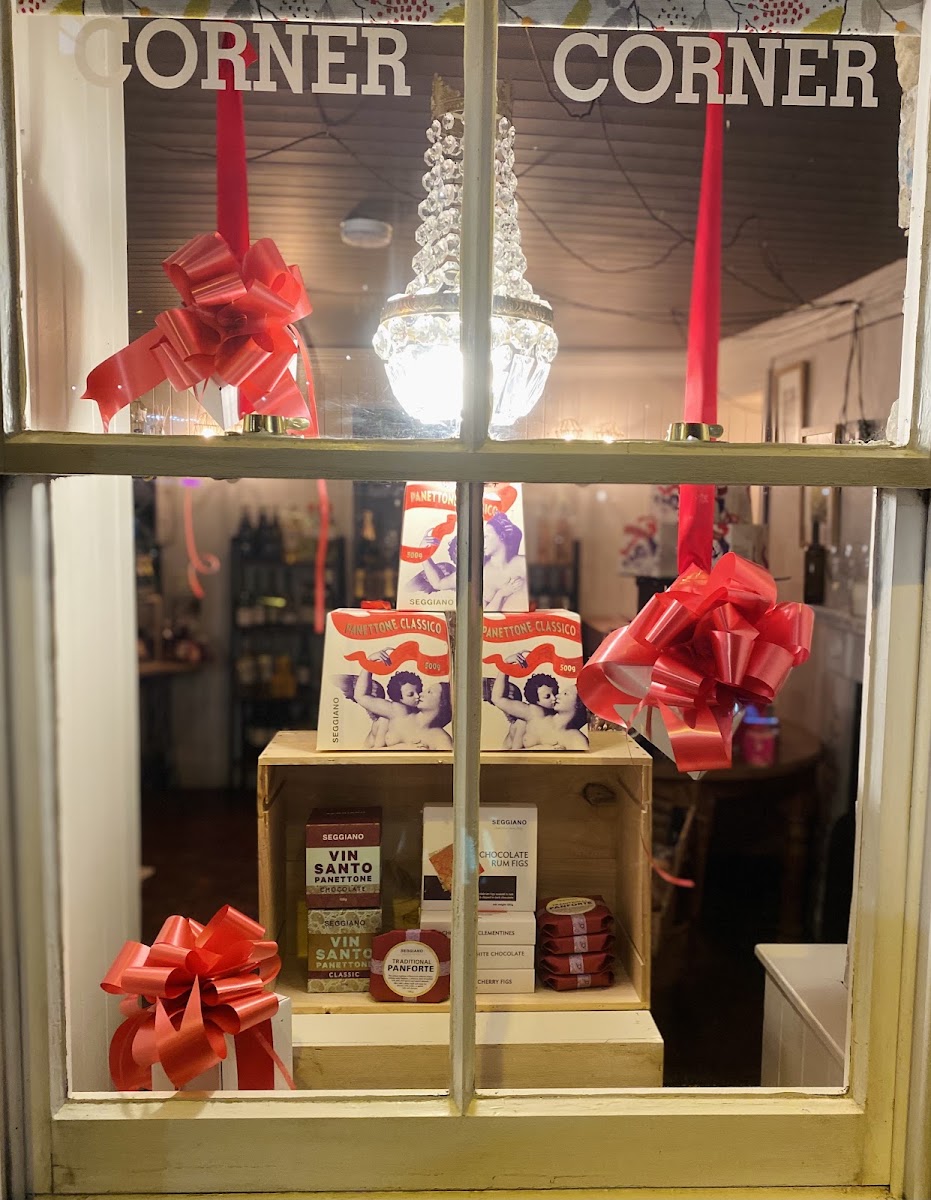 Artisan corner cafe & bistro