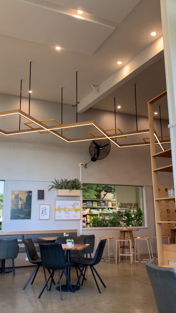 Columbus Coffee at Mitre 10 MEGA Botany