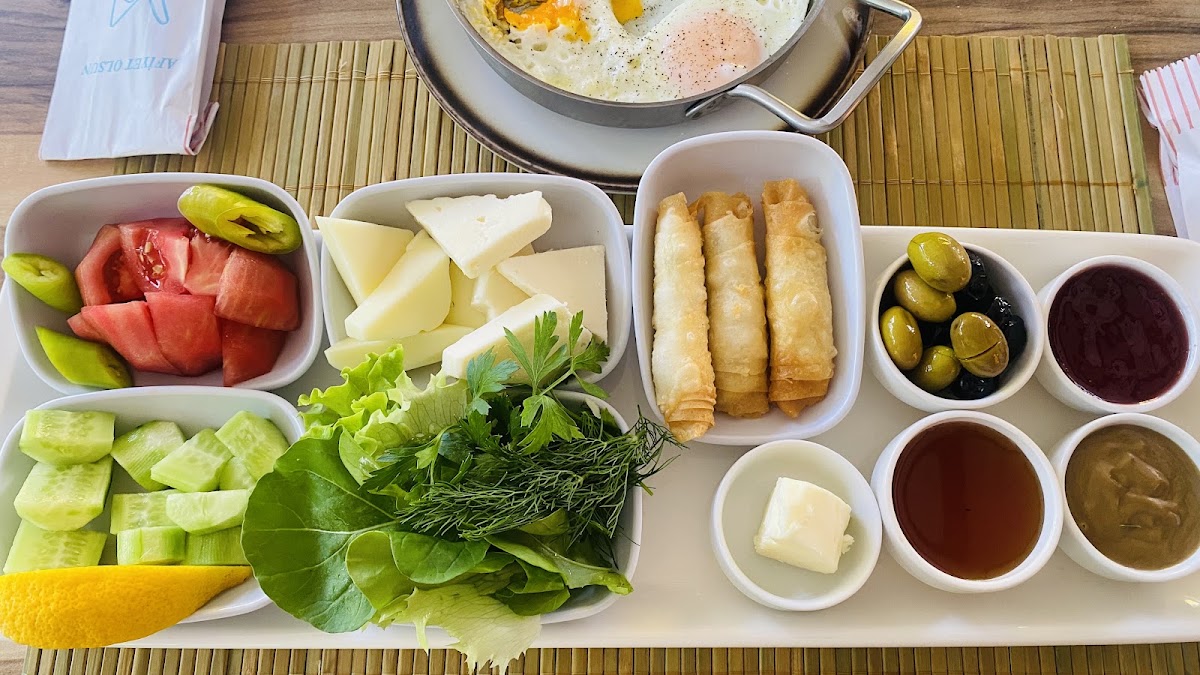 Rota Cafe Bar Meyhane Restoran