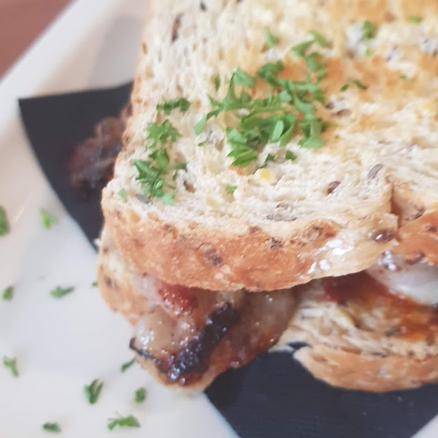 Bacon Butty