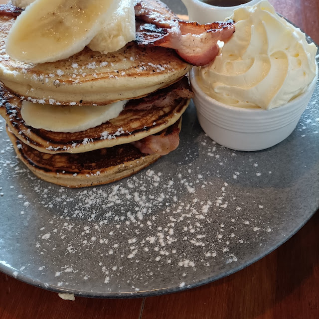 Pancakes Bacon Banana