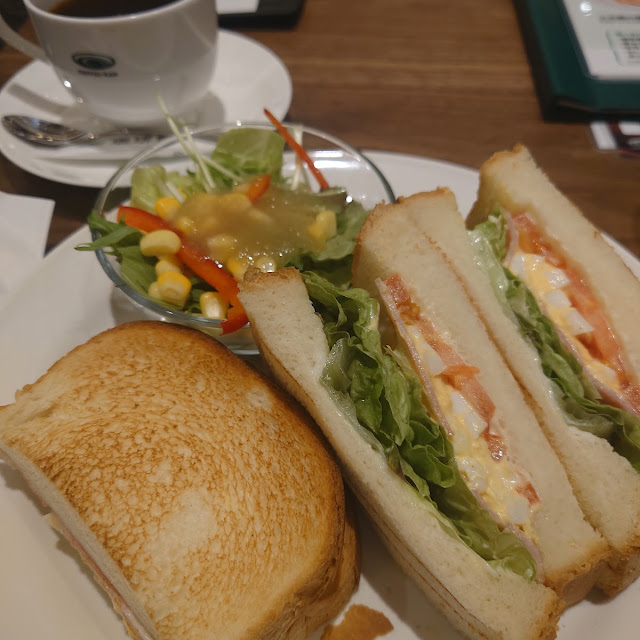 ランチメニュー ミックスサンド