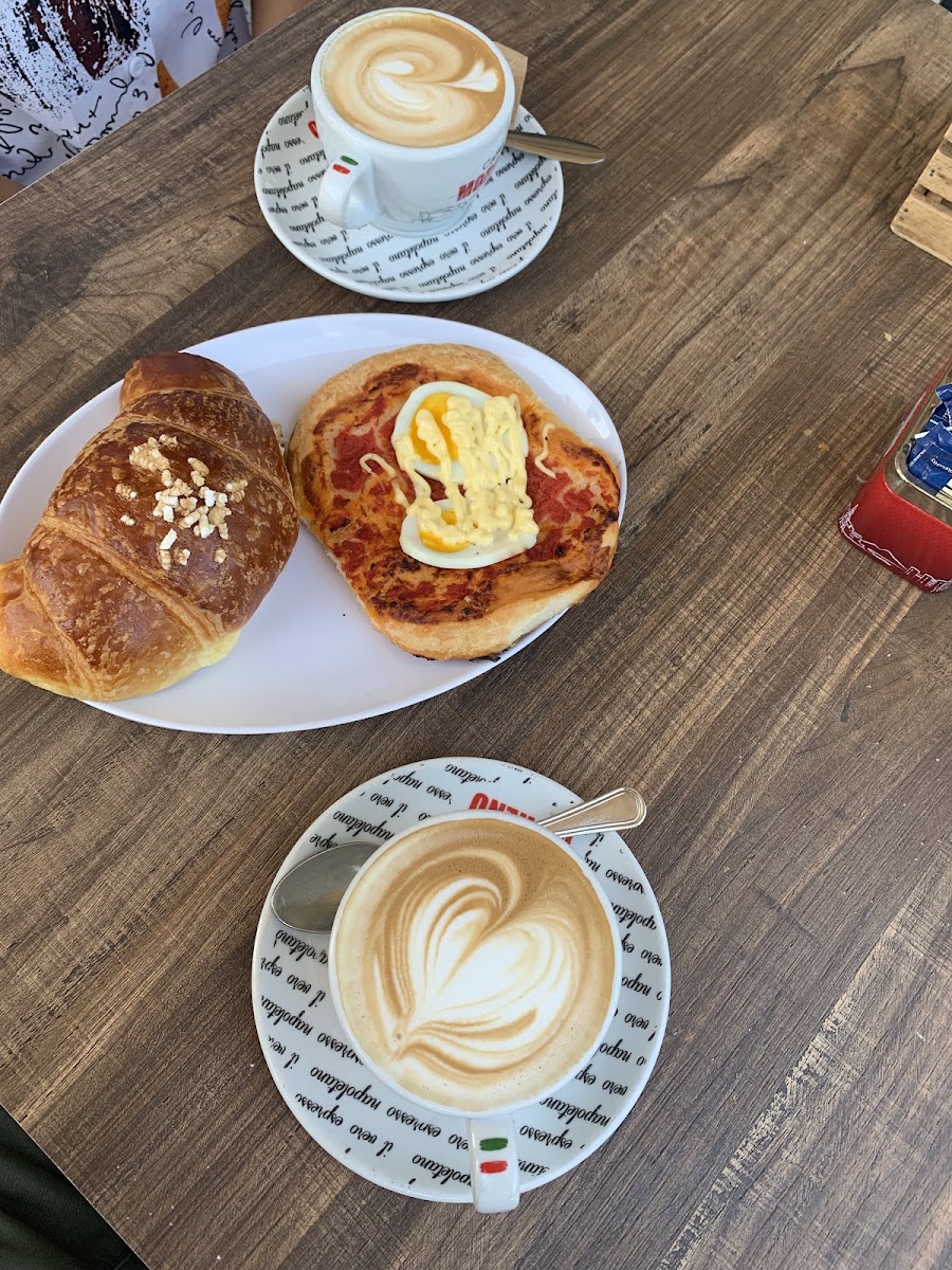 Barra's café