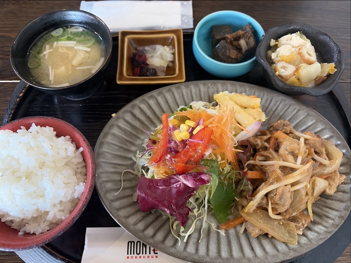 cafe MONTE