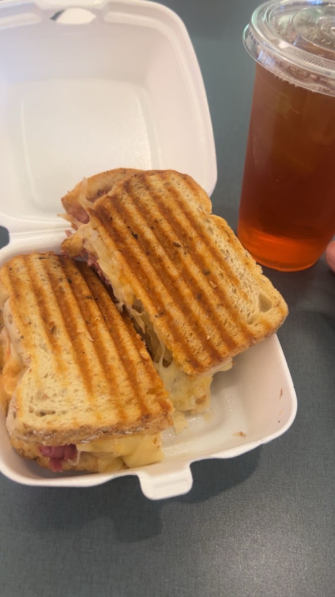 The Maple Cafe