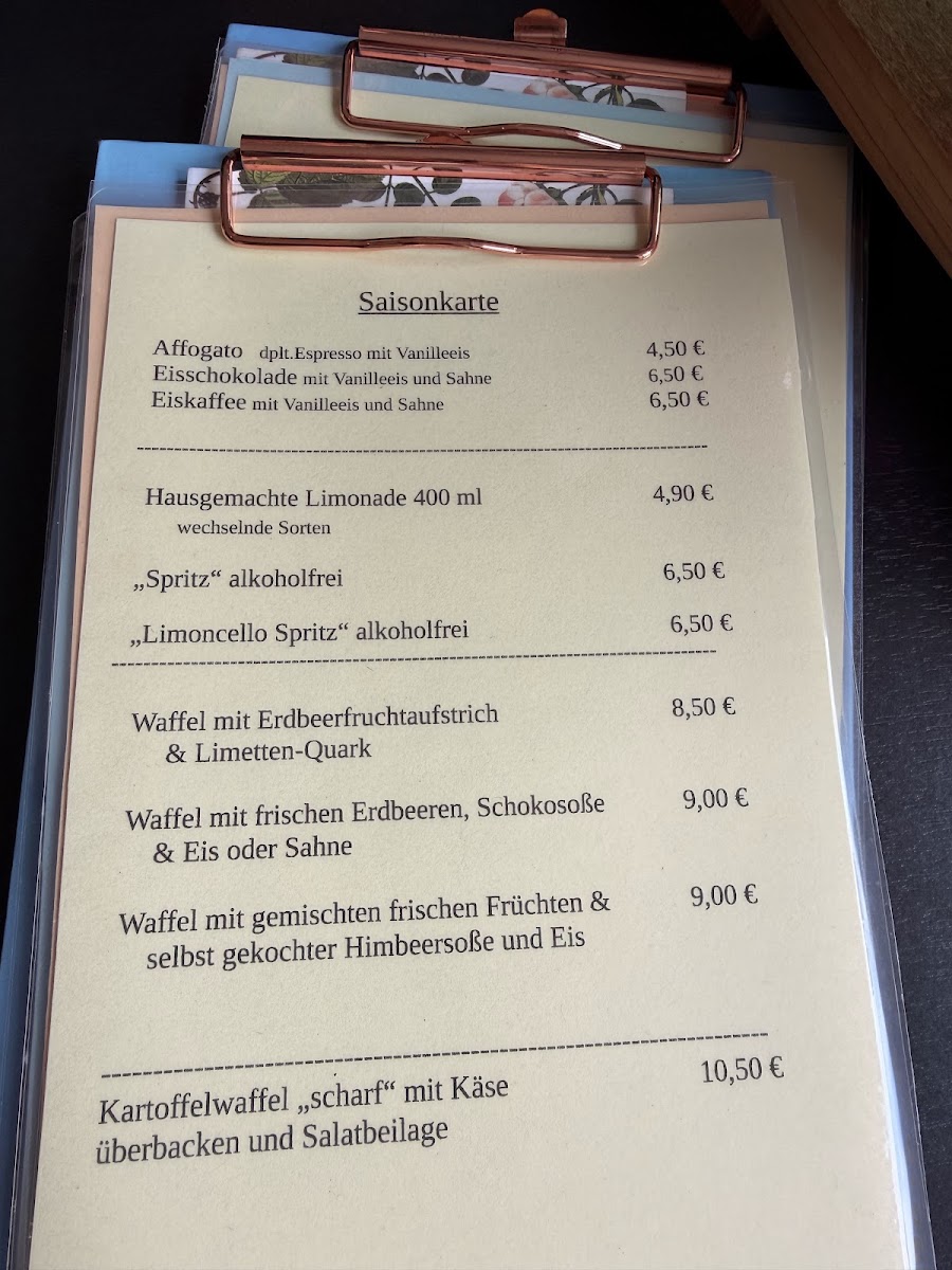 Kleines Waffelhaus menu board