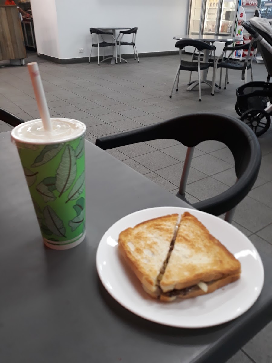 Creekside Cafe