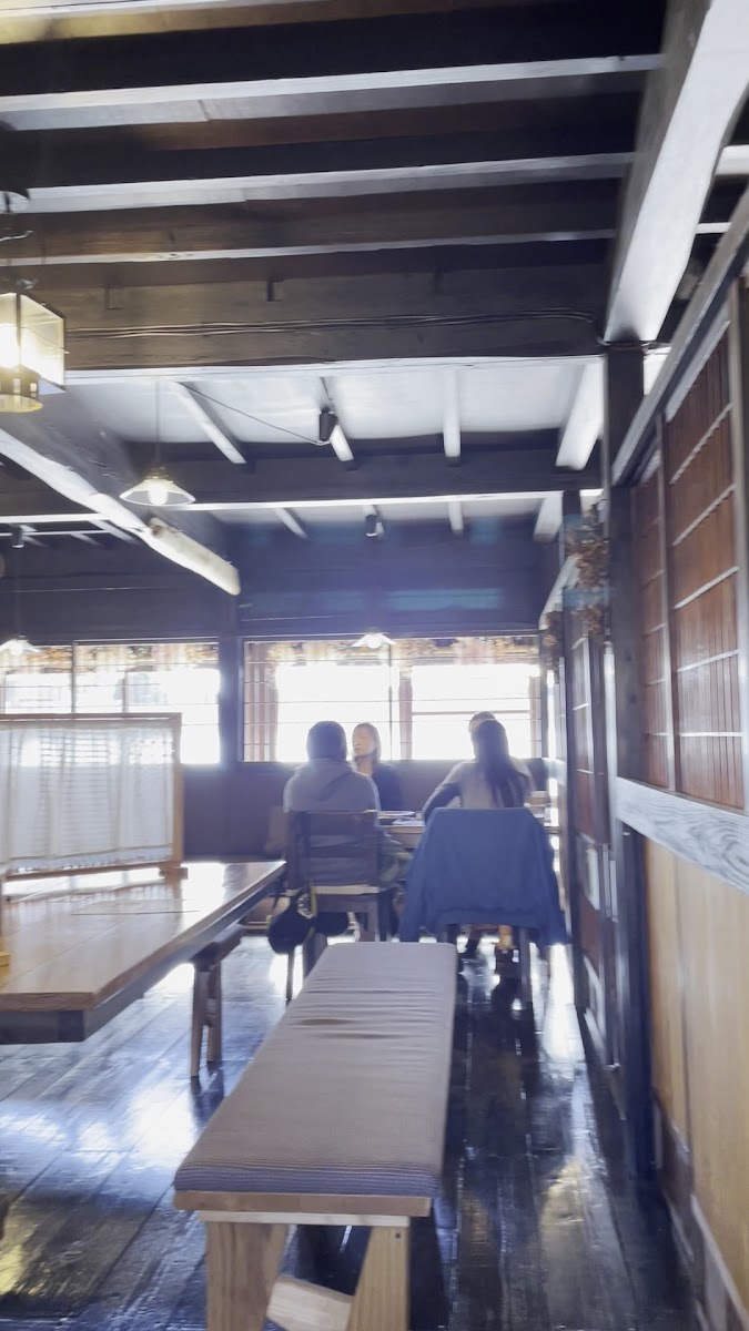 Old Folk House Cafe Kuina